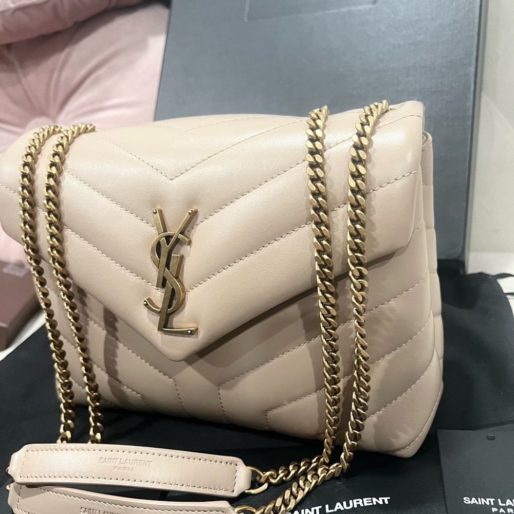 NEW🔥 YSL LOULOU SMALL IN QUILTED LEATHER - Picture 3 of 10